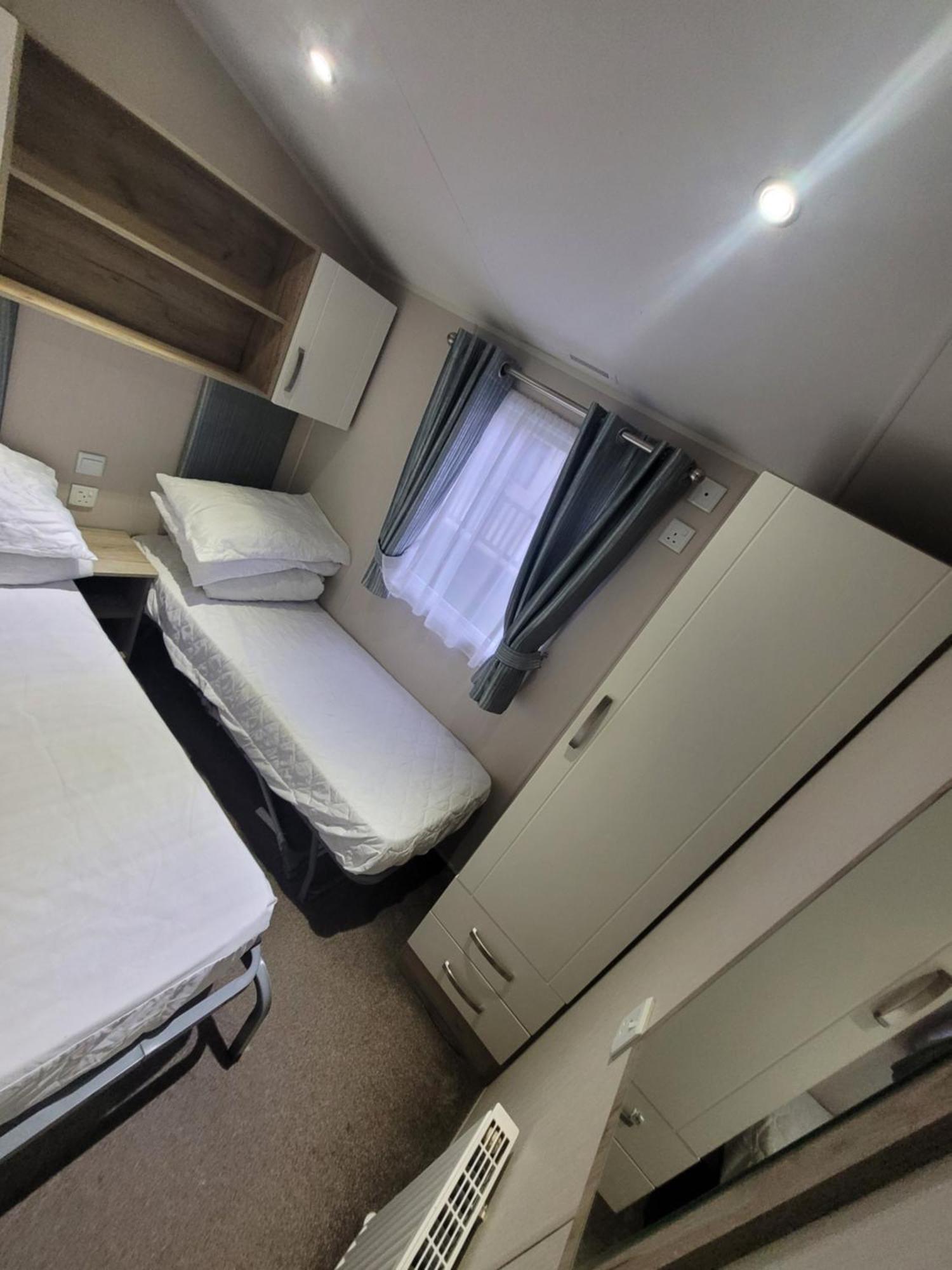 A22 Unity Beach Holiday Resort Unity Brean Sleeps 8 People 3 Bedrooms 1 Pet Stays Free Berrow Exterior photo