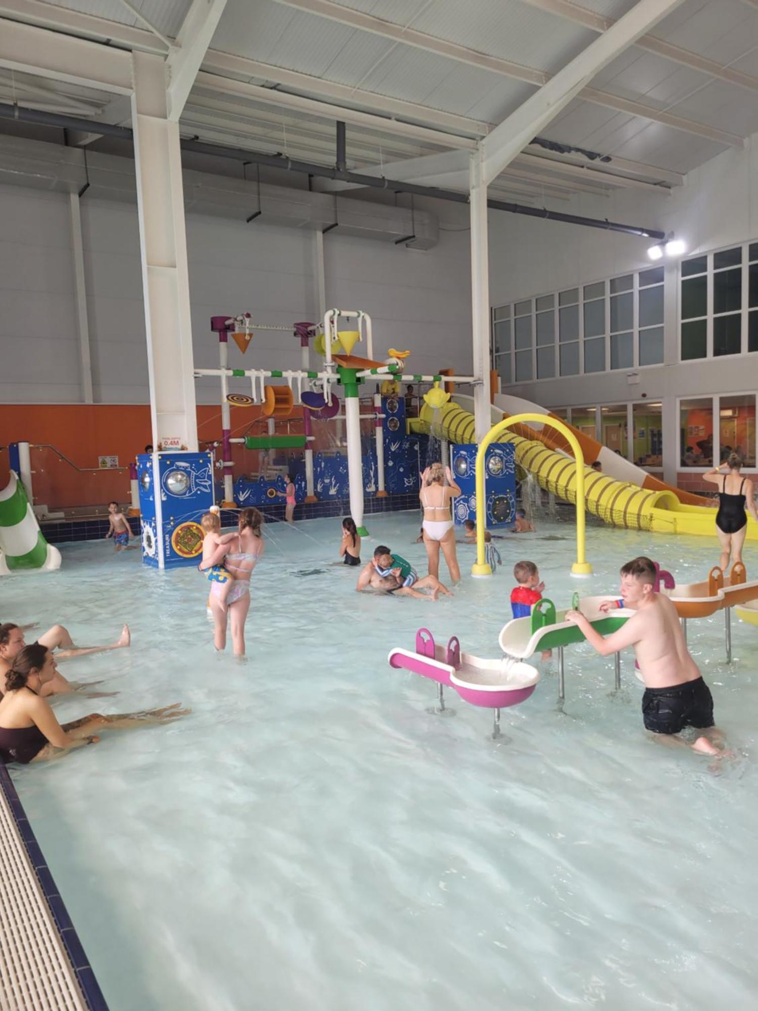 A22 Unity Beach Holiday Resort Unity Brean Sleeps 8 People 3 Bedrooms 1 Pet Stays Free Berrow Exterior photo